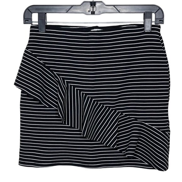 Zara Skirt Womens Small Mini Stretch Ruffles Pull On Striped Black White Casual - Picture 1 of 11